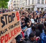 Les non-blancs en France : violences policières, exclusions, brimades, stigmatisation. Quel avenir pour ces populations ?